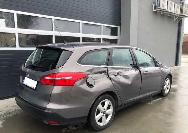 Ford Focus cena 14900 przebieg: 188153, rok produkcji 2015 z Kutno małe 326